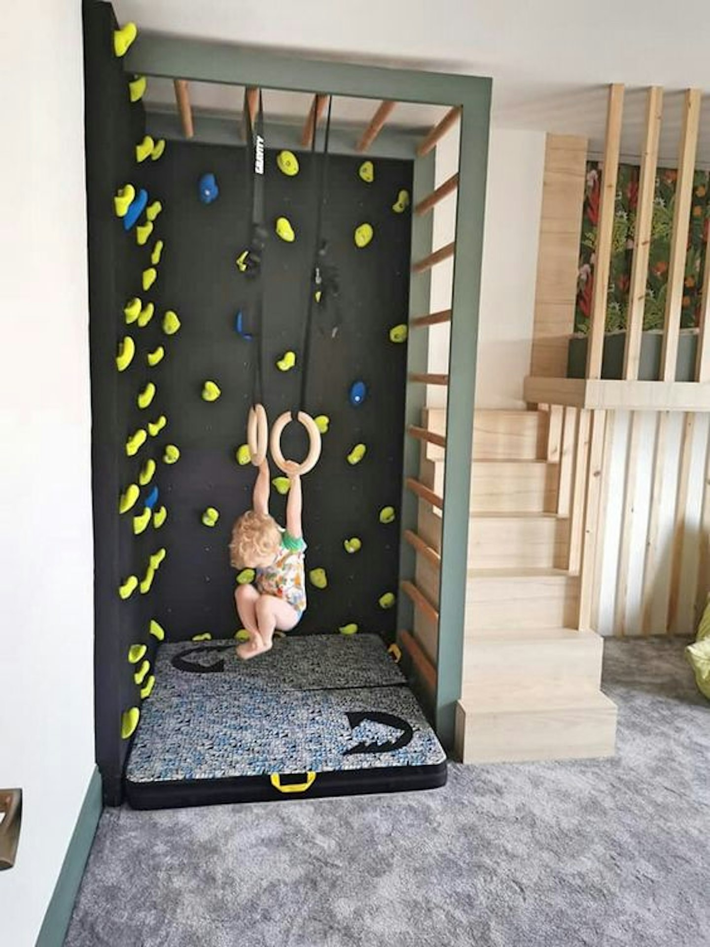 Climbing corner