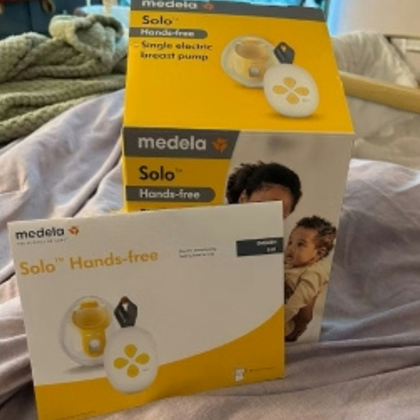 Medela Solo Hands-Free Breast Pump