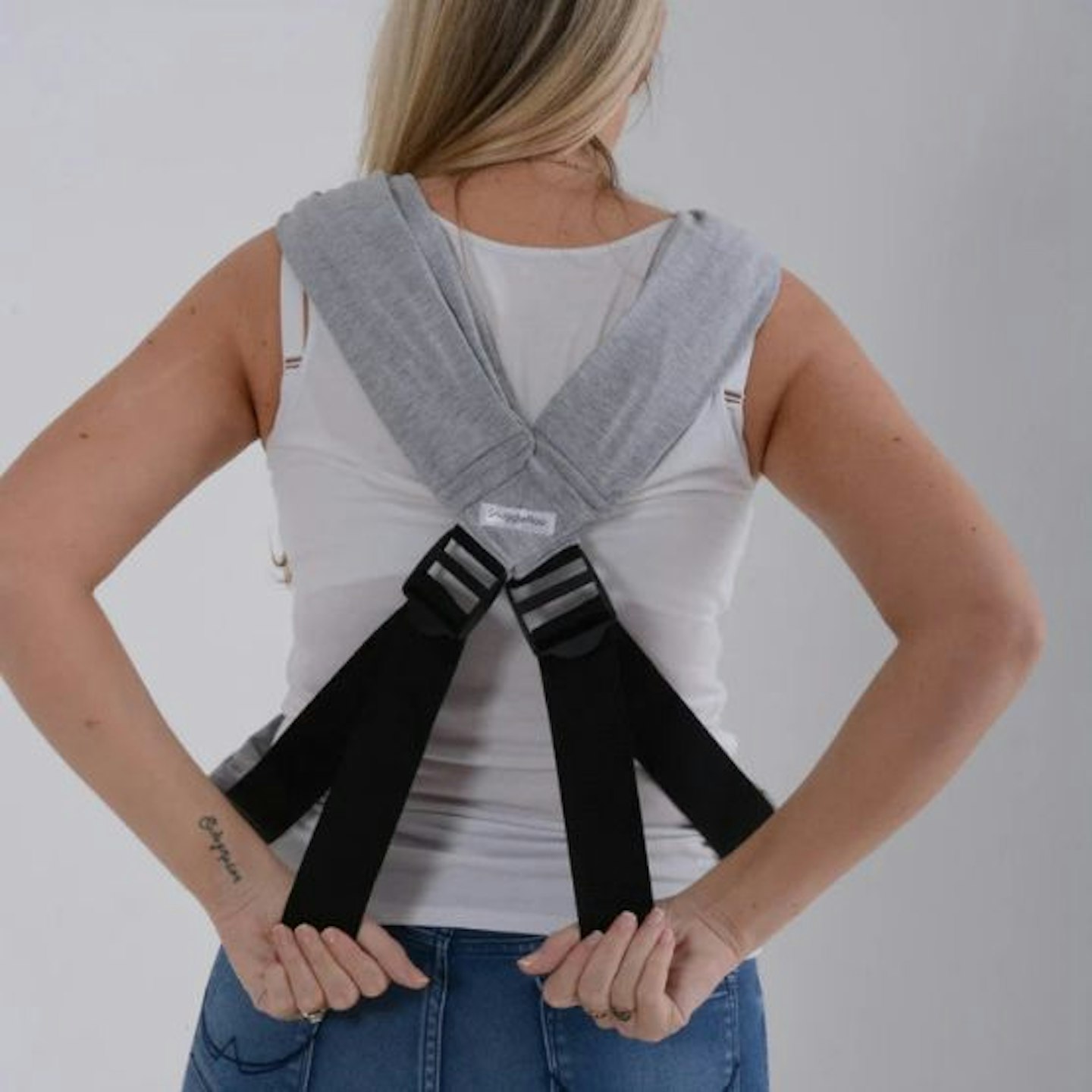The back of the Dreamgenii SnuggleRoo Baby Carrier in charcoal grey