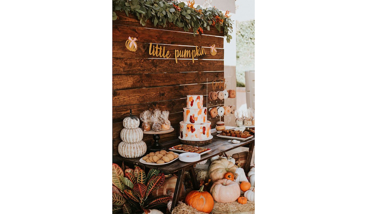 Autumnal baby shower
