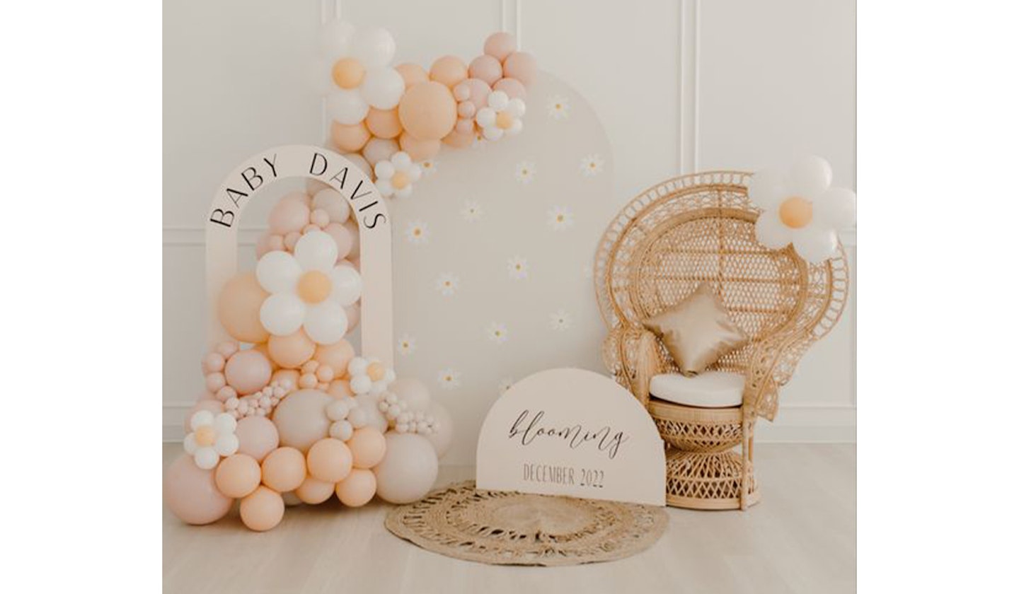 Daisy themed baby shower
