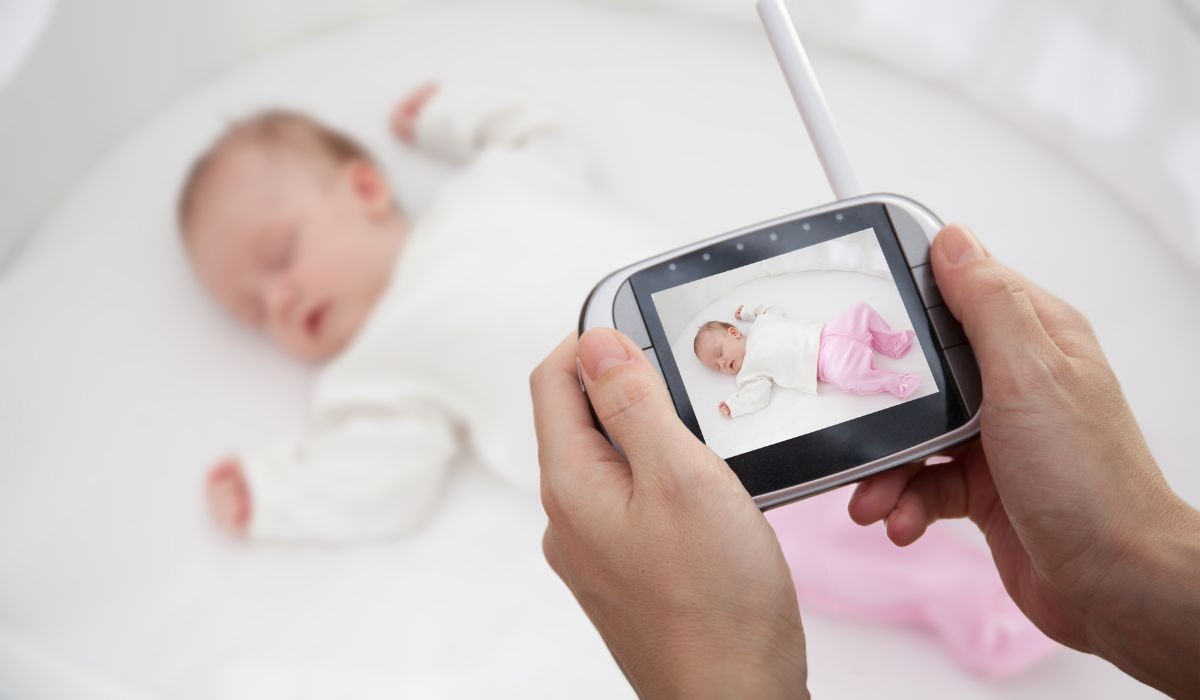 9 of the Best Baby Monitors That Will Help You Rest Easy as Your Little  Ones Sleep