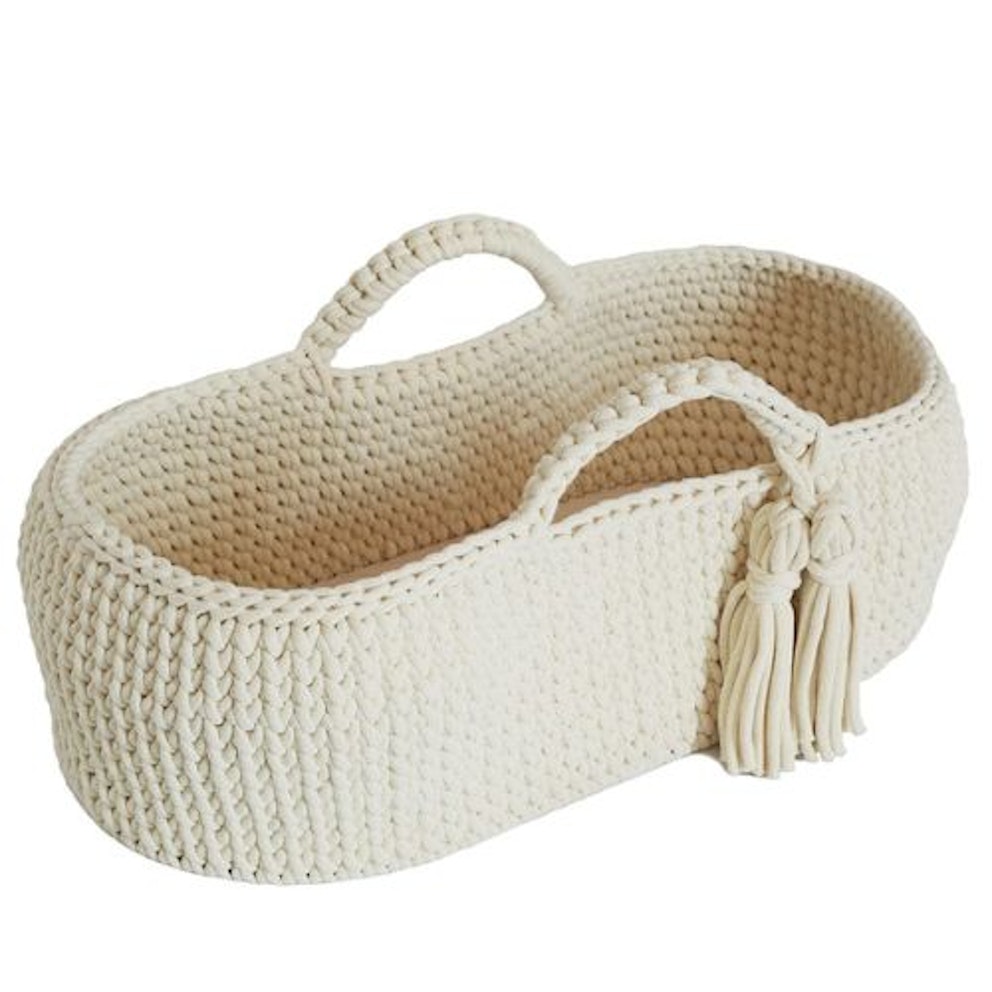 The best crochet Moses baskets