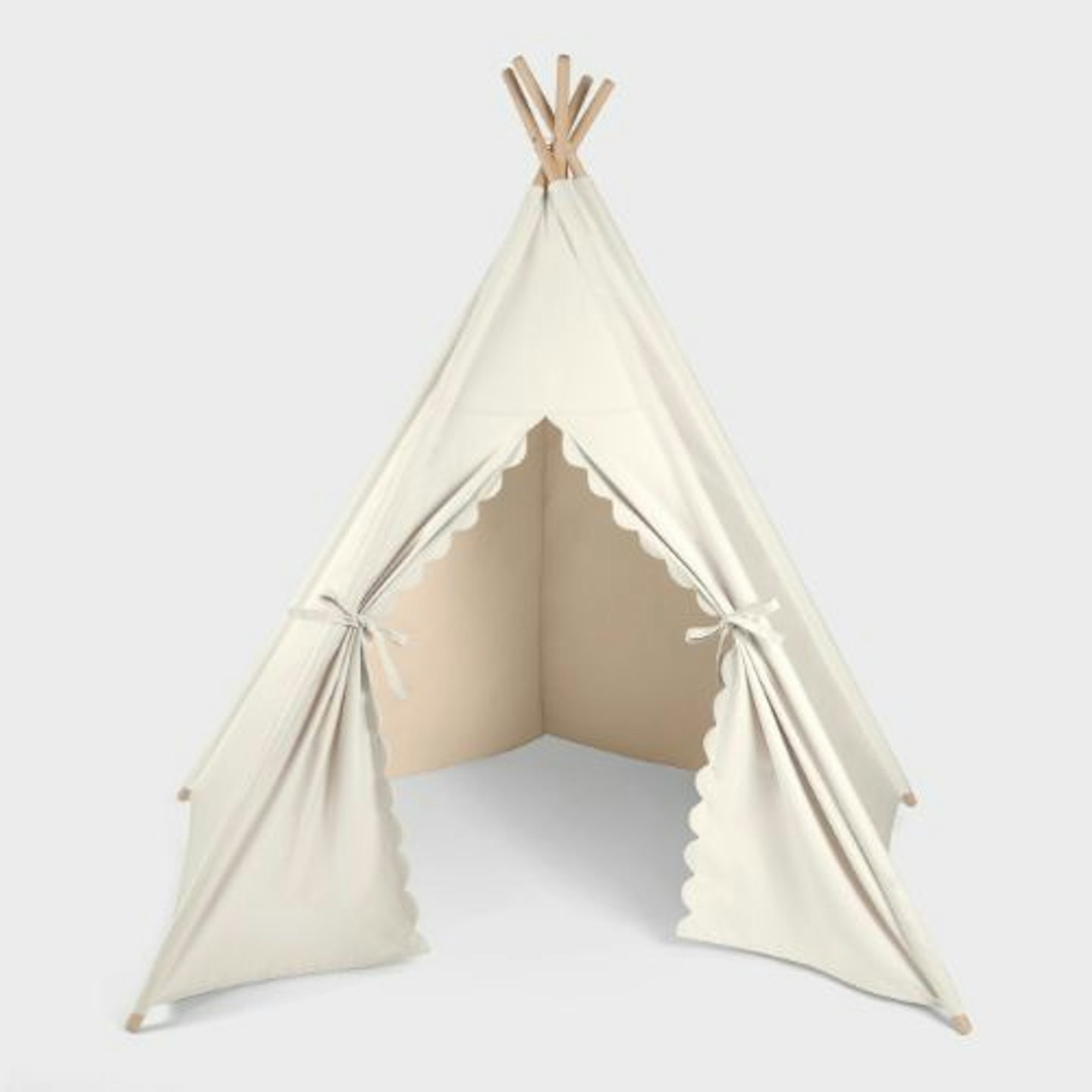 best-family-picnic-ideas-teepee