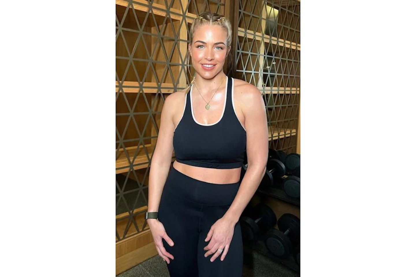 In The Style Gemma Atkinson Contrast Adjustable Medium Support Sports Bra