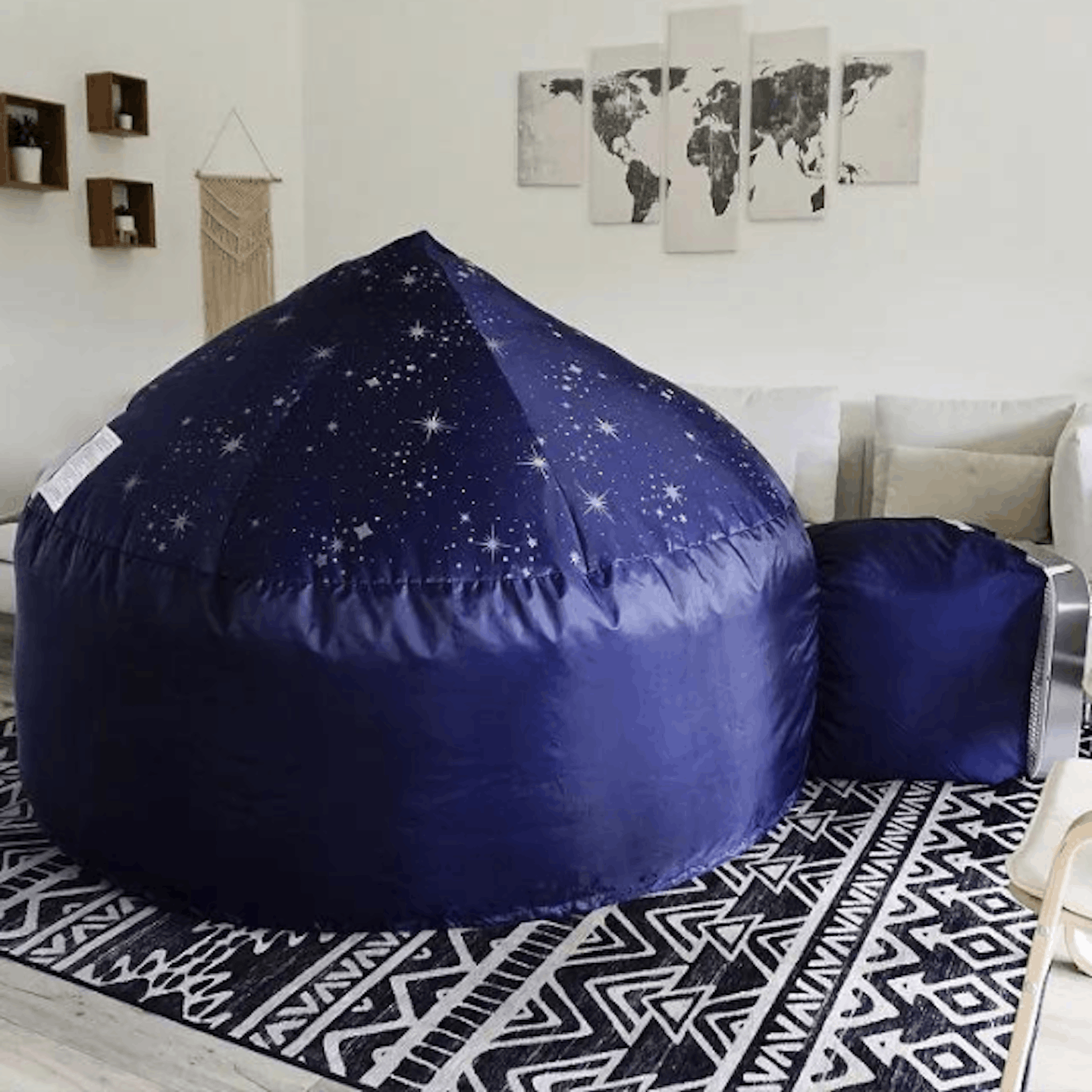 Inflatable tent