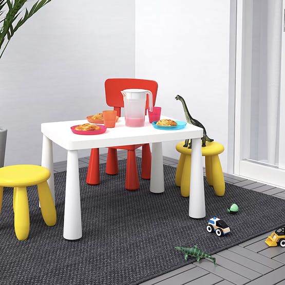 Ikea little 2024 table and chairs