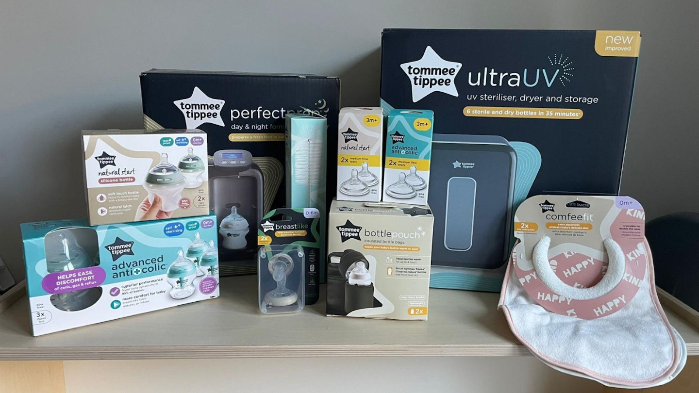 Tommee Tippee Ultimate Formula Feeding Kit Review - Main Image