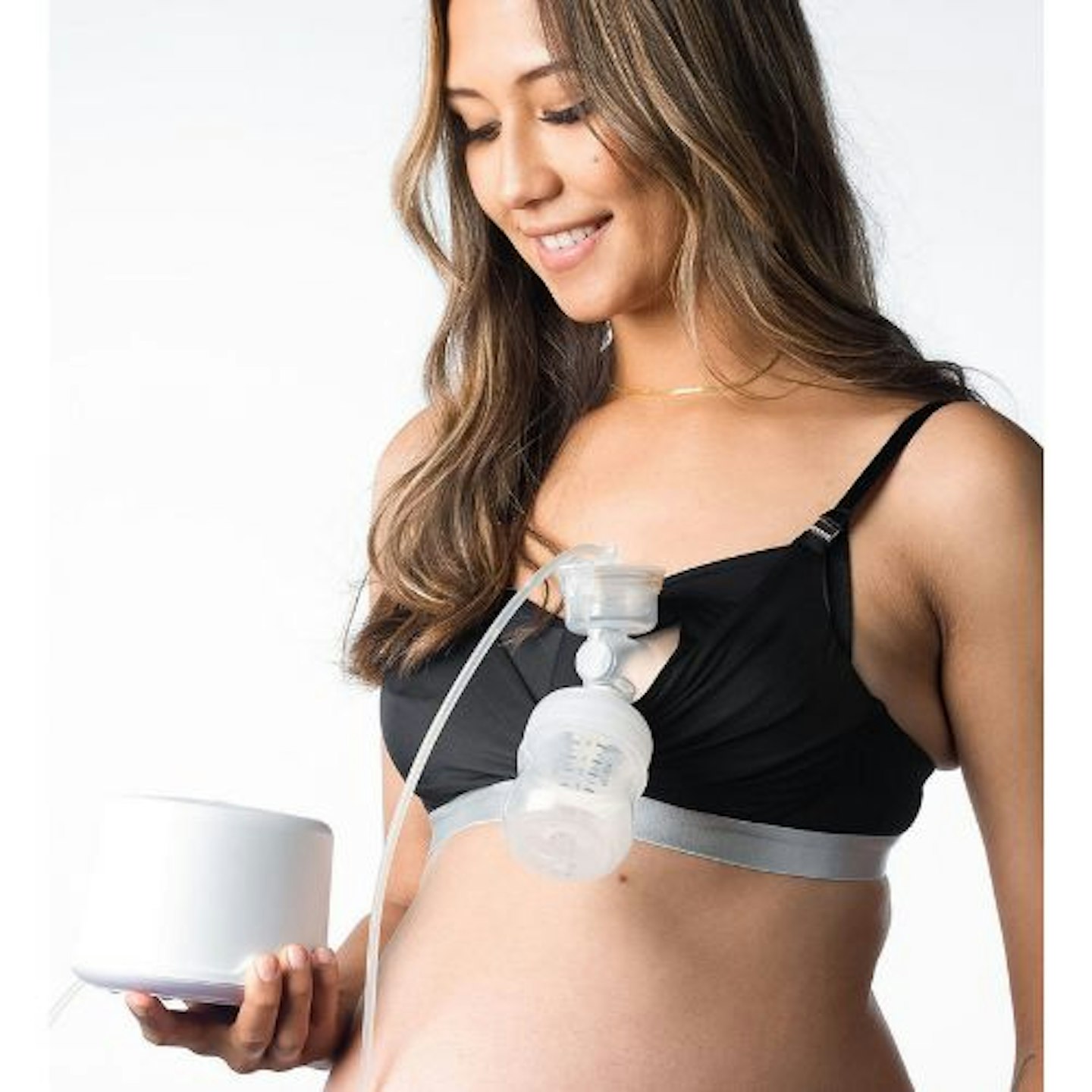 Is a new pumping bra not in the budget right now? Here's a hack that can  turn your nursing bra into a pumping bra in seconds! @shann0