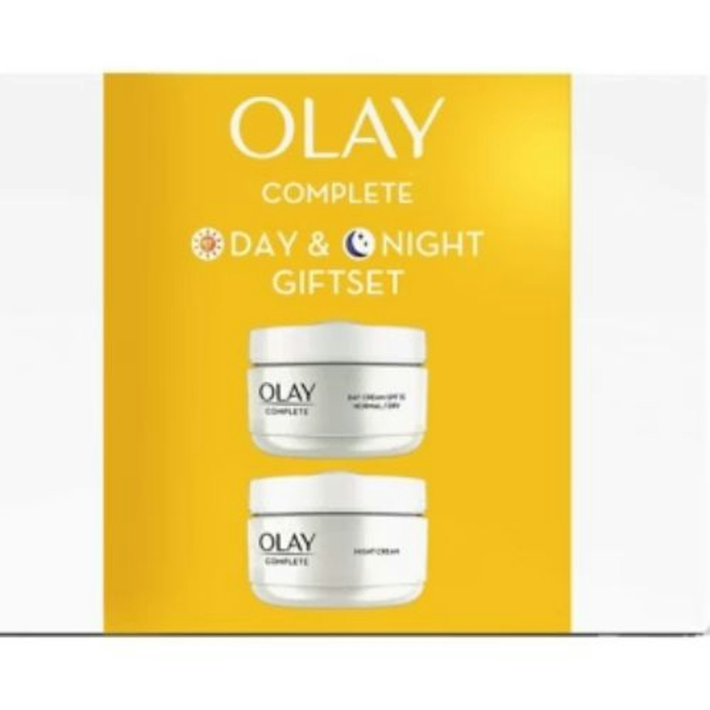 Best gifts for grandma Olay Complete Day & Night Moisturiser Giftset