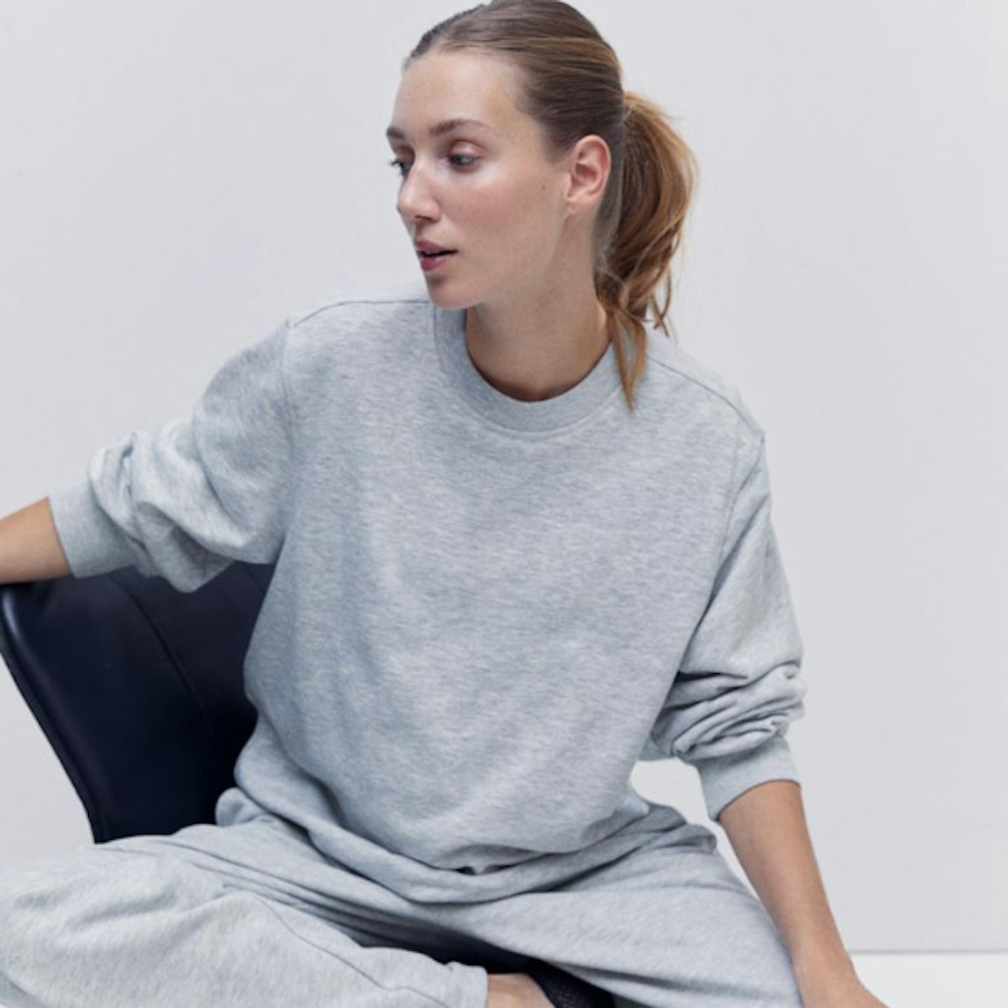 H&M maternity sweatshirt