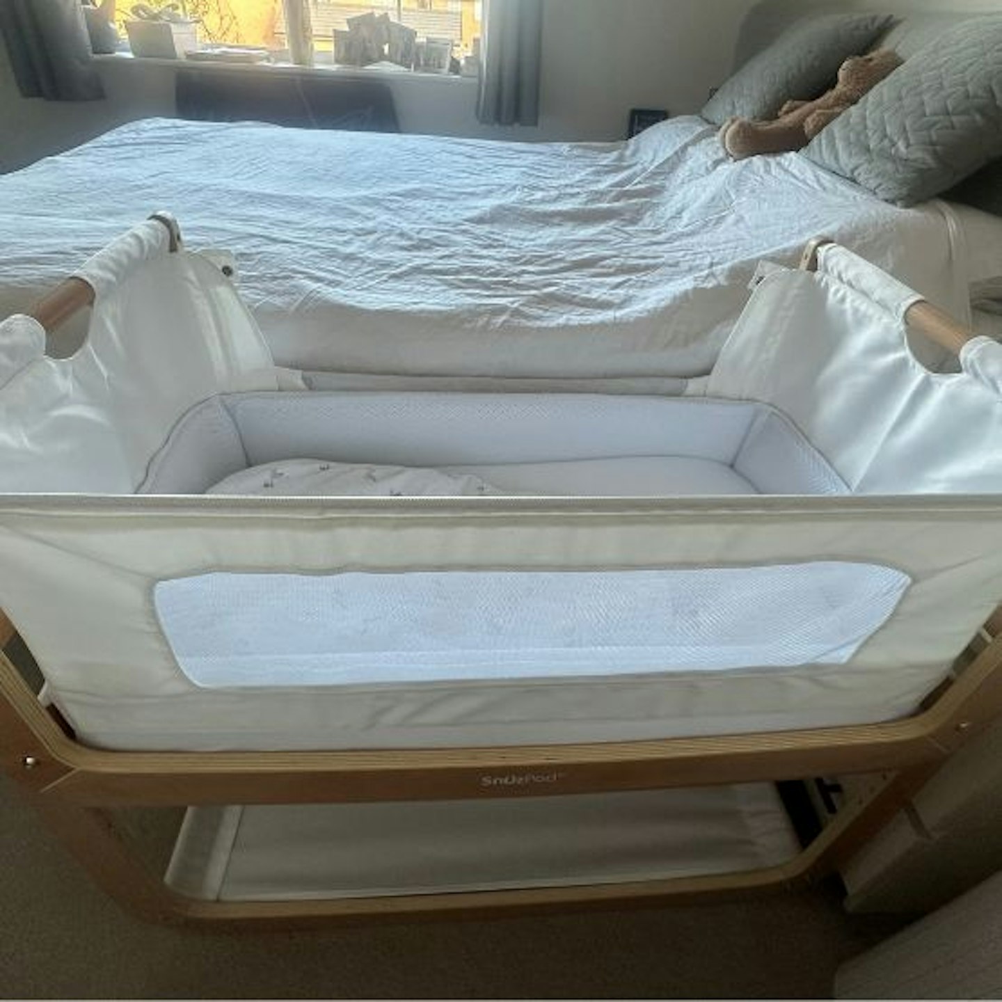 SnuzPod4 Bedside Crib 