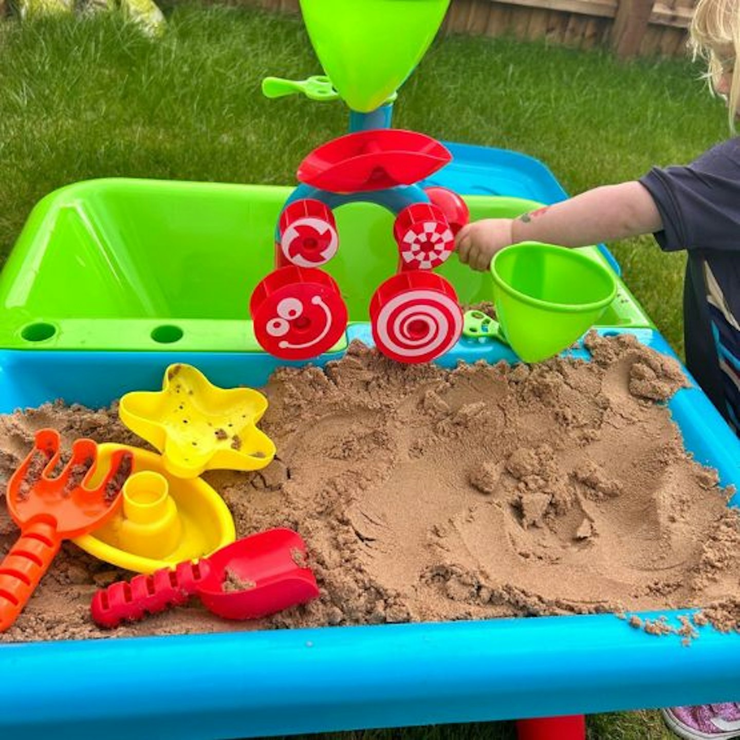 Early Learning Centre Sand and Water Table 