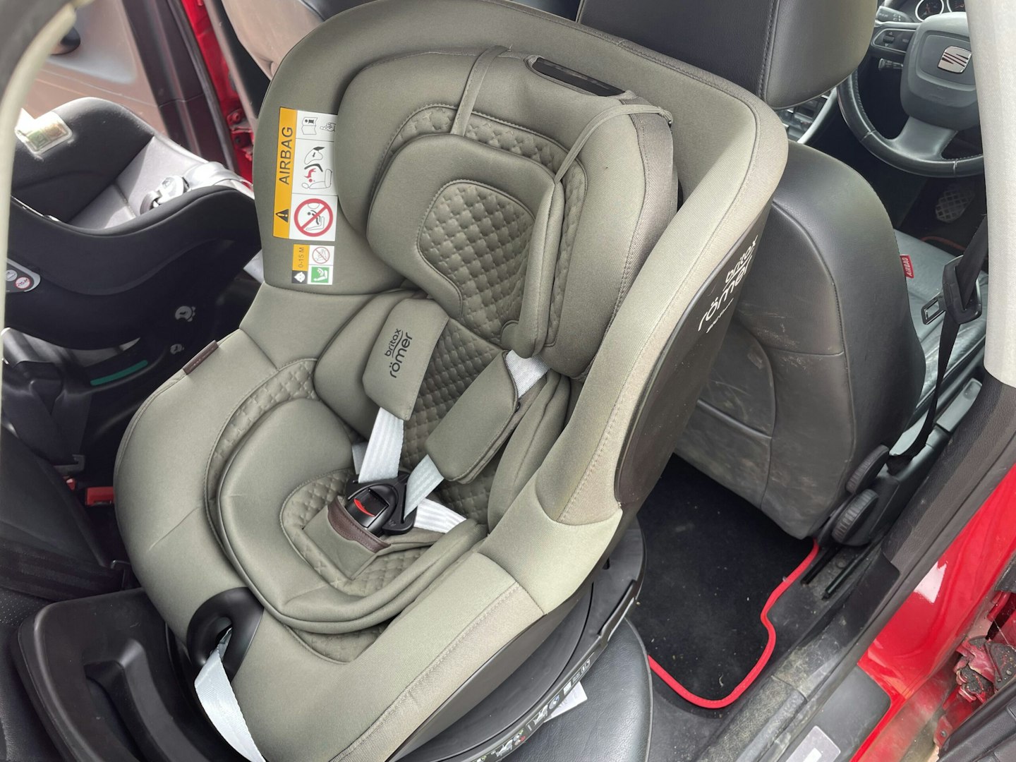 Britax Dualfix 5Z car seat