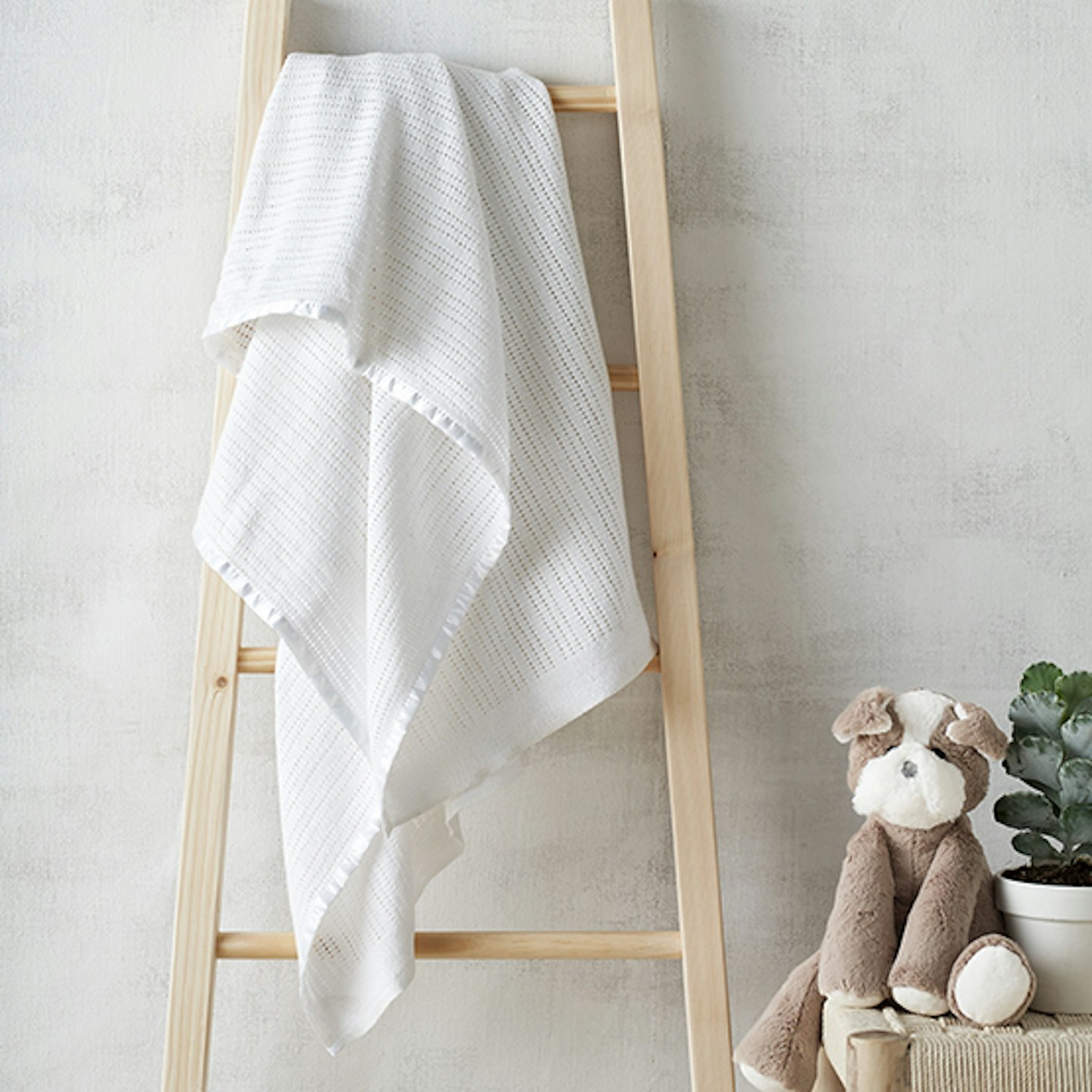 Cellular blanket White Company