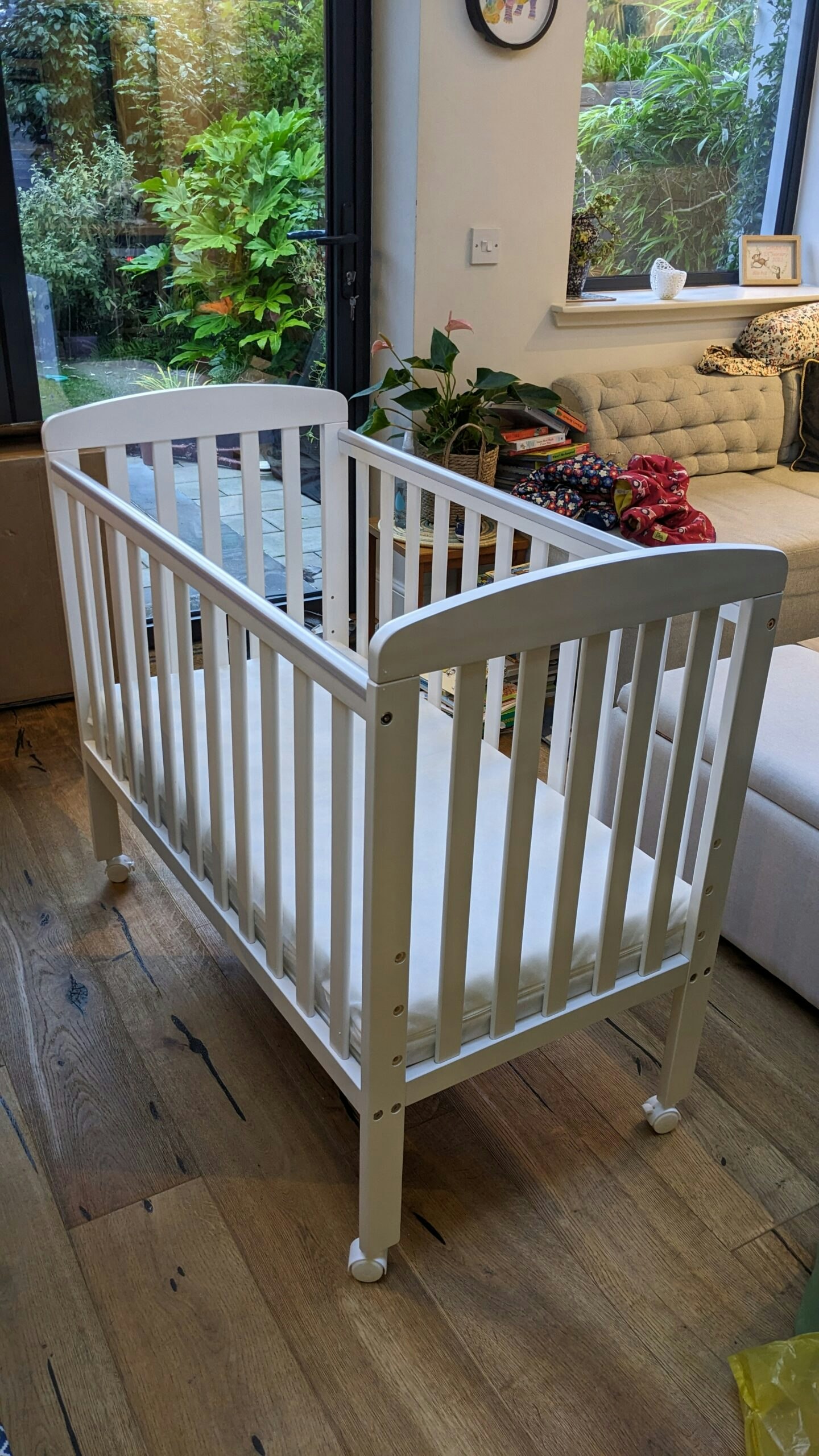 Babymore space saver cot