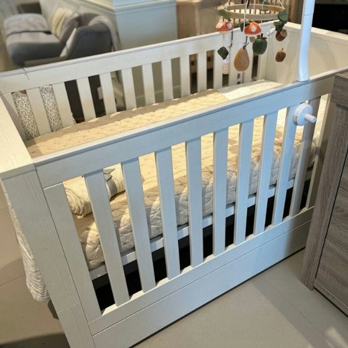 Mamas and Papas Franklin Cot bed