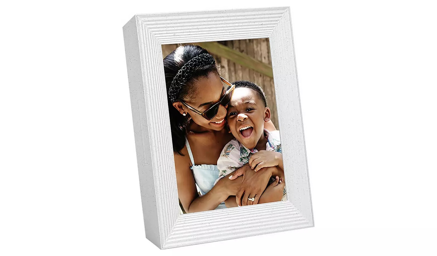 AURA Mason 9 Inch Digital Photo Frame