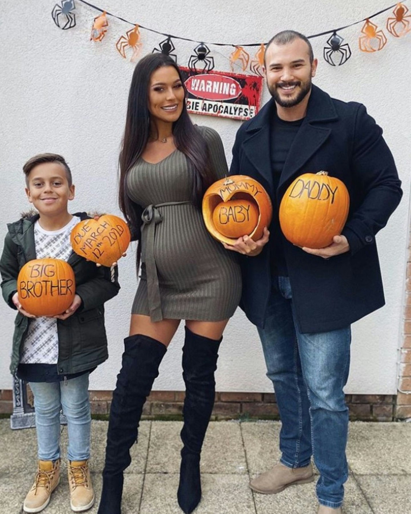 Family pumpkin portrait