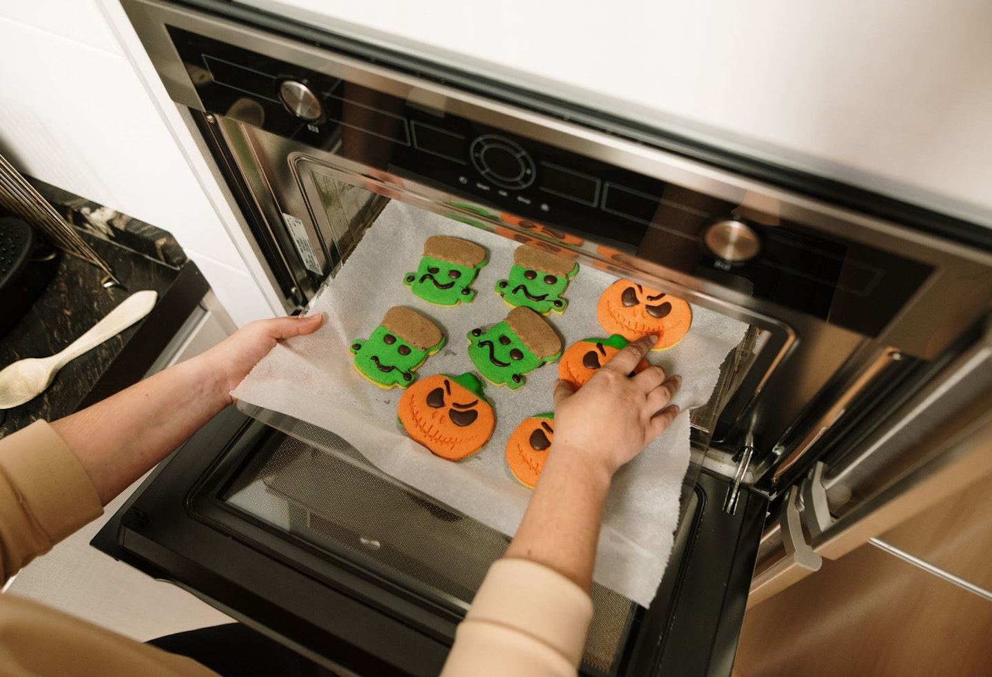 Halloween biscuits