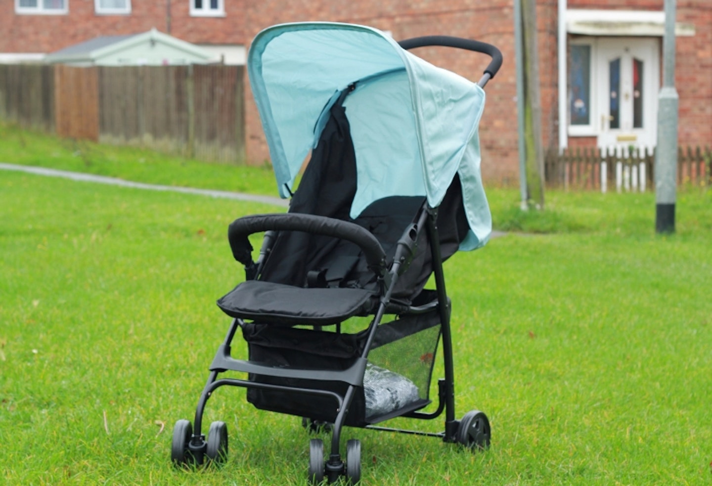 Hauck Lightweight Sport Pushchair outside