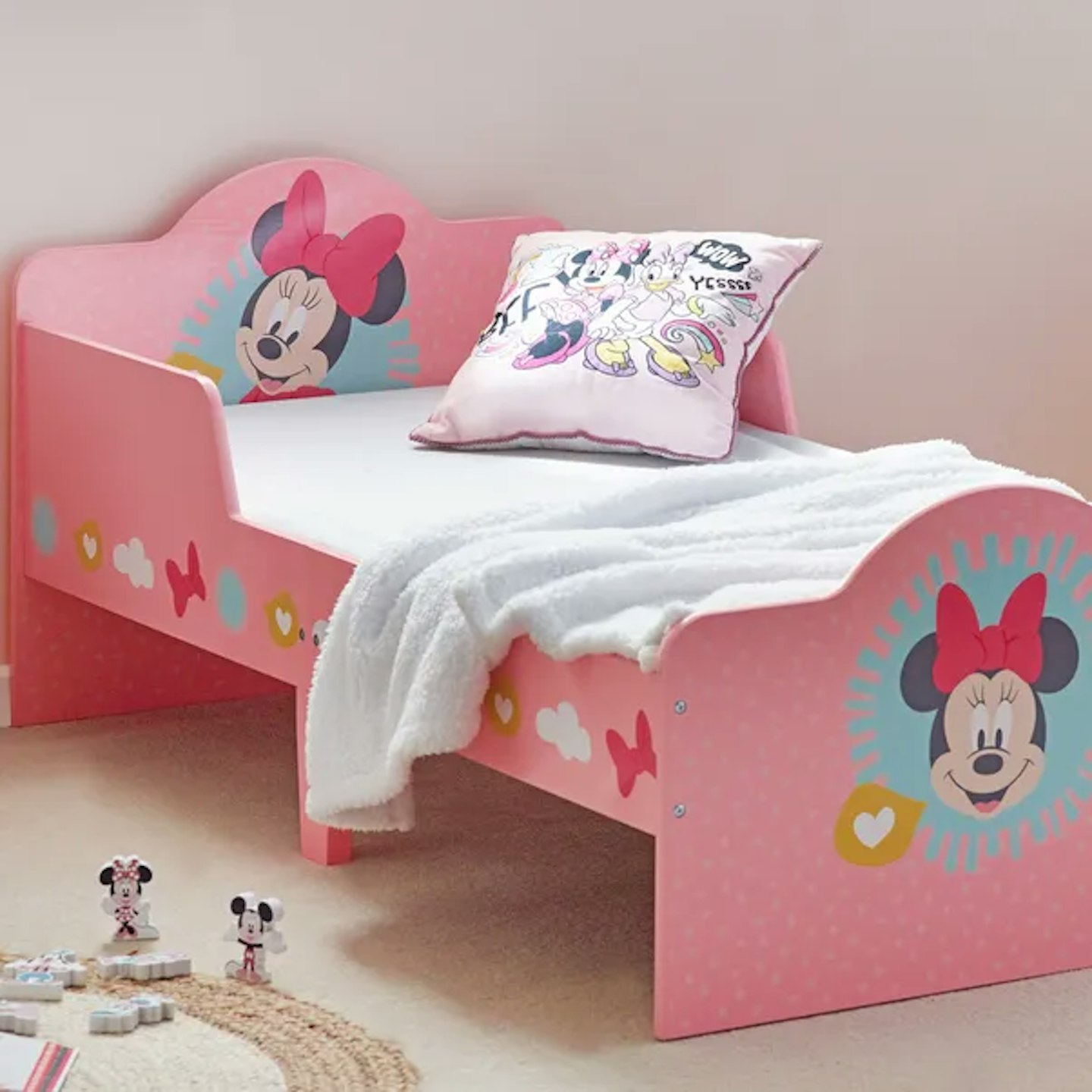 Minnie Mouse Toddler Bed