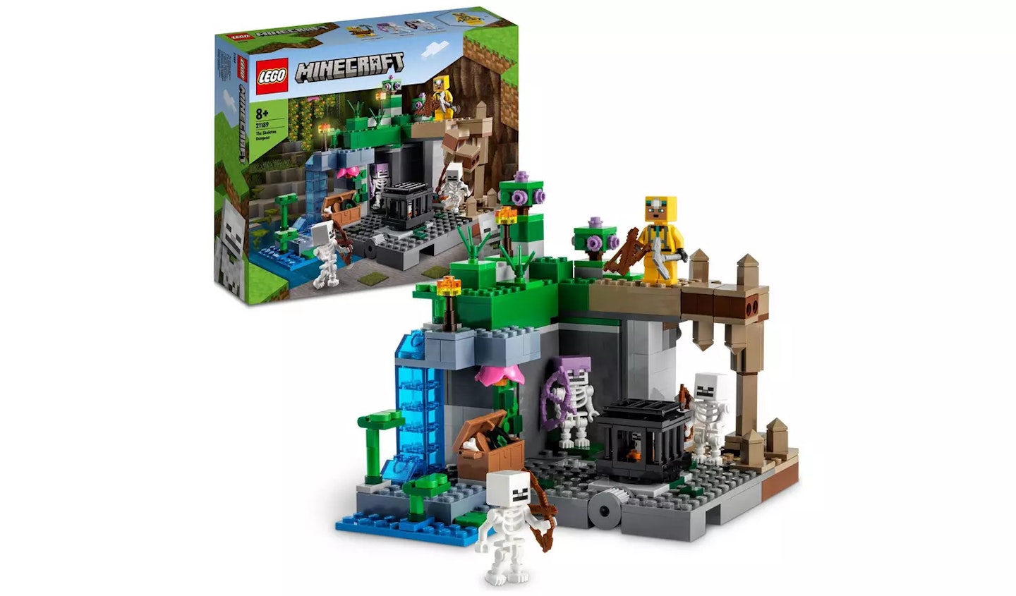 LEGO Minecraft The Skeleton Dungeon Buildable Toy