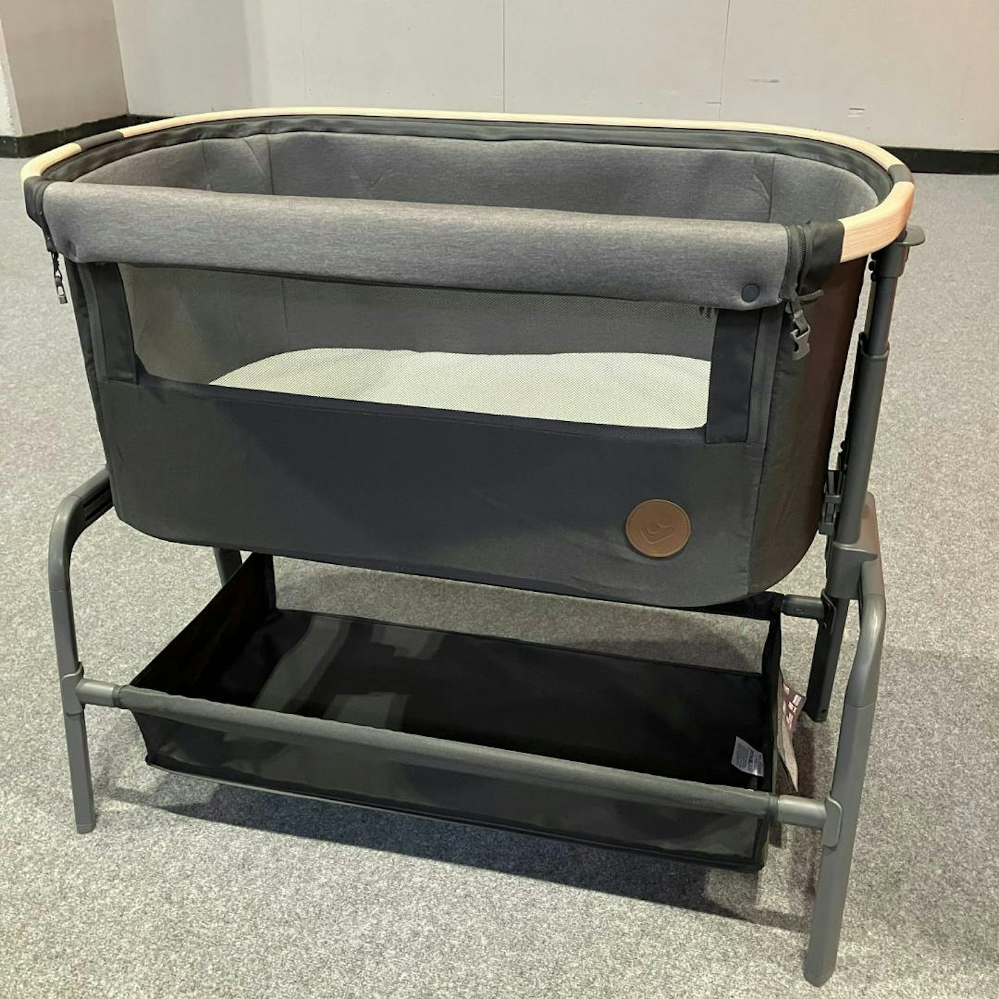 Maxi-Cosi Iora Bedside Crib