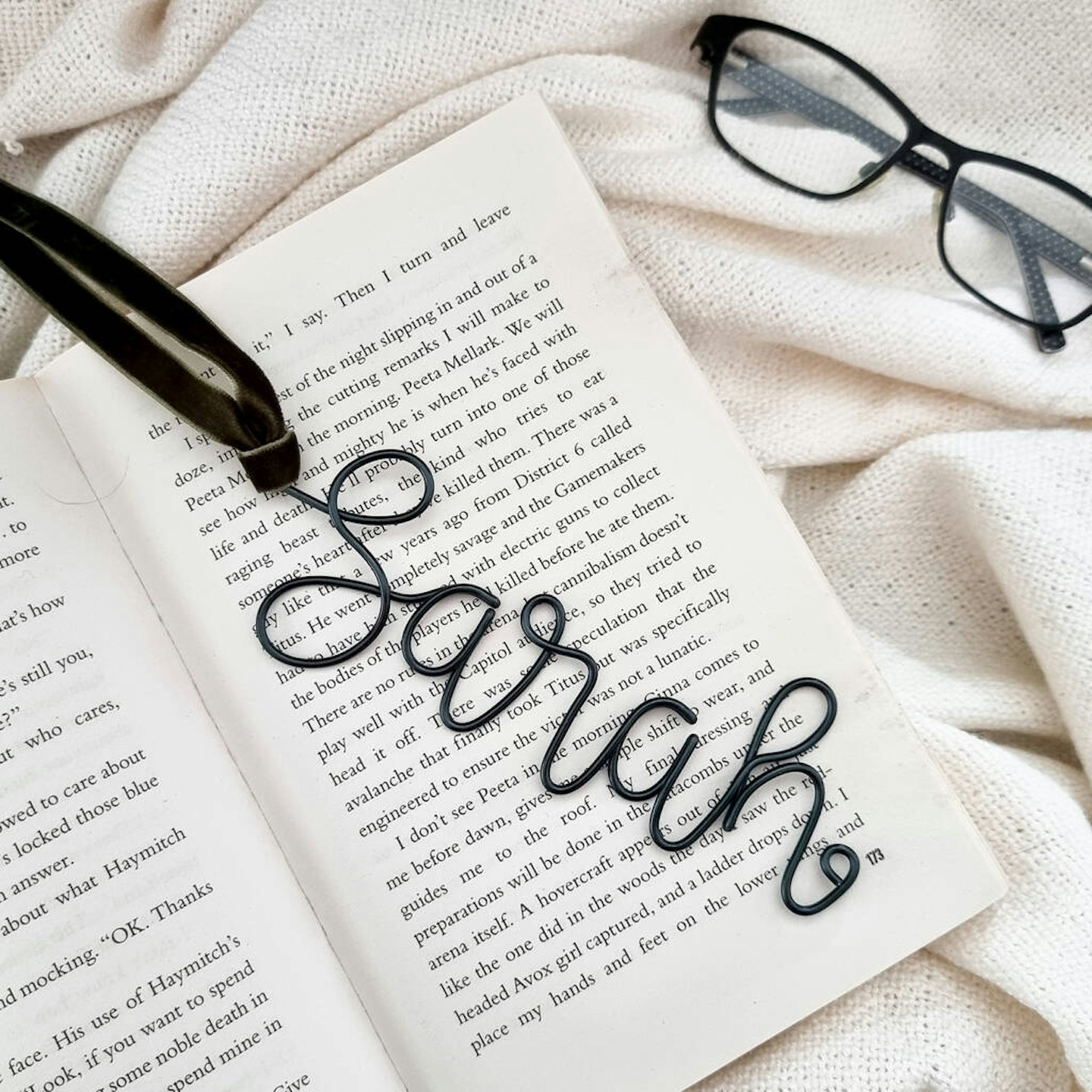 Personalised wire bookmark