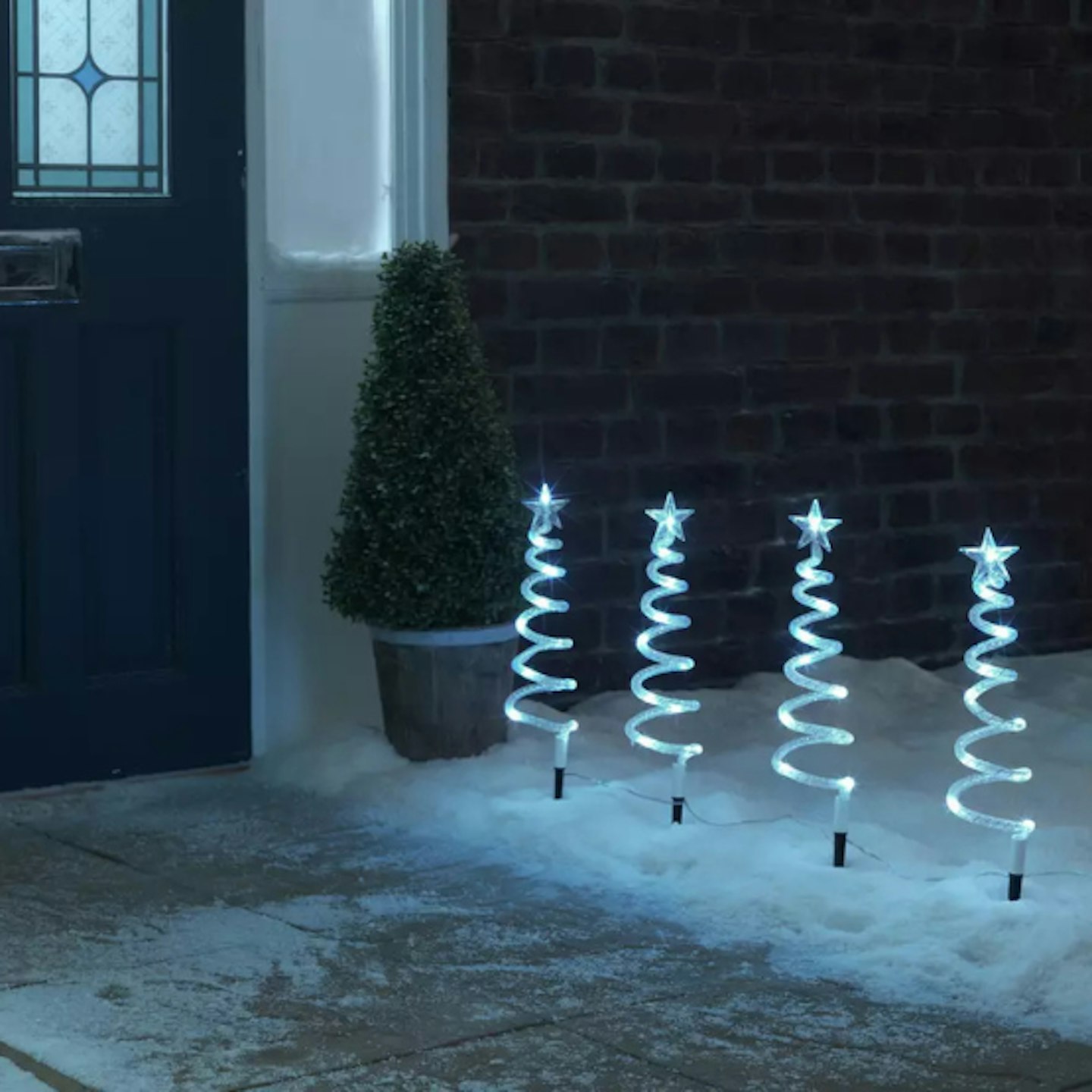 Best outdoor Christmas lights 2024 Budget friendly options