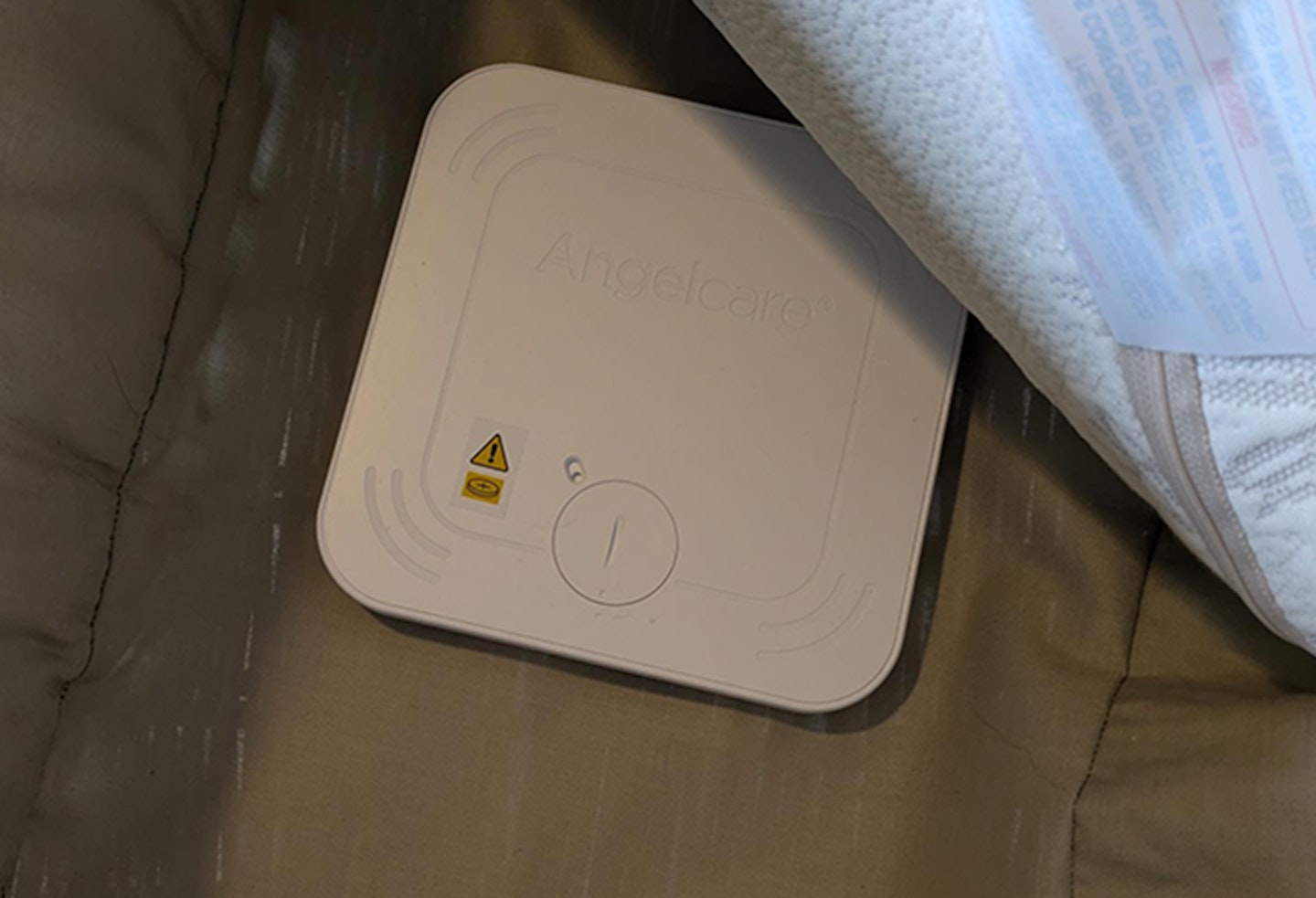 angelcare movement sensor pad under mattress