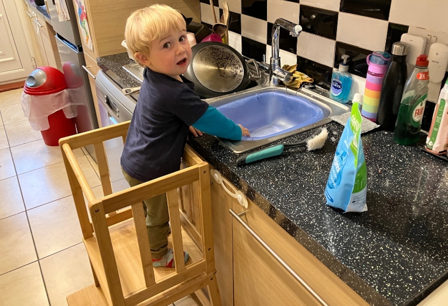 COSYLAND Kitchen Kids Standing Tower