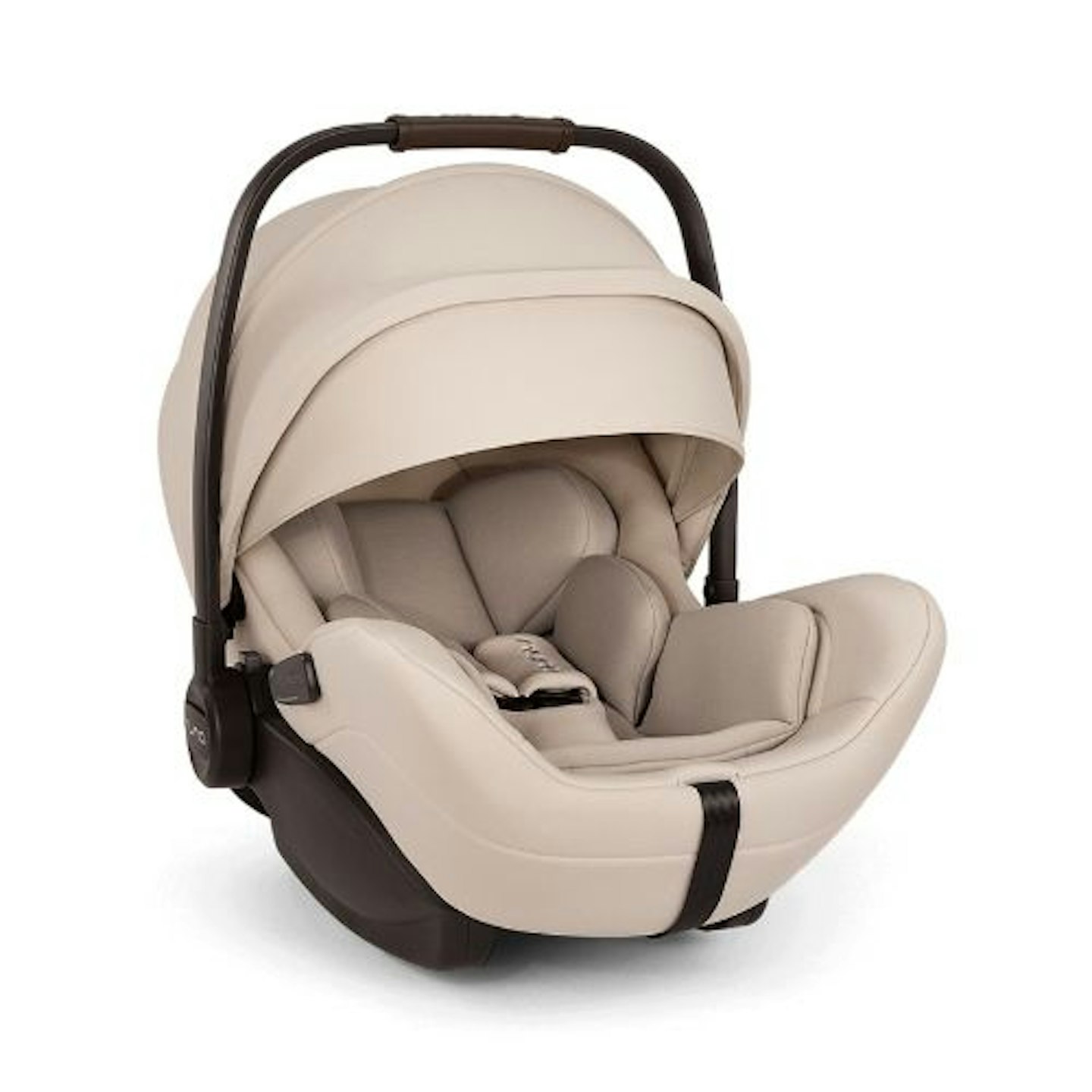 Image of the Nuna ARRA Flex car seat on a white background