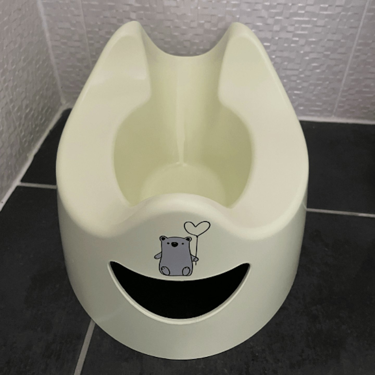 ToddlerEssentials Easy-Pour Potty