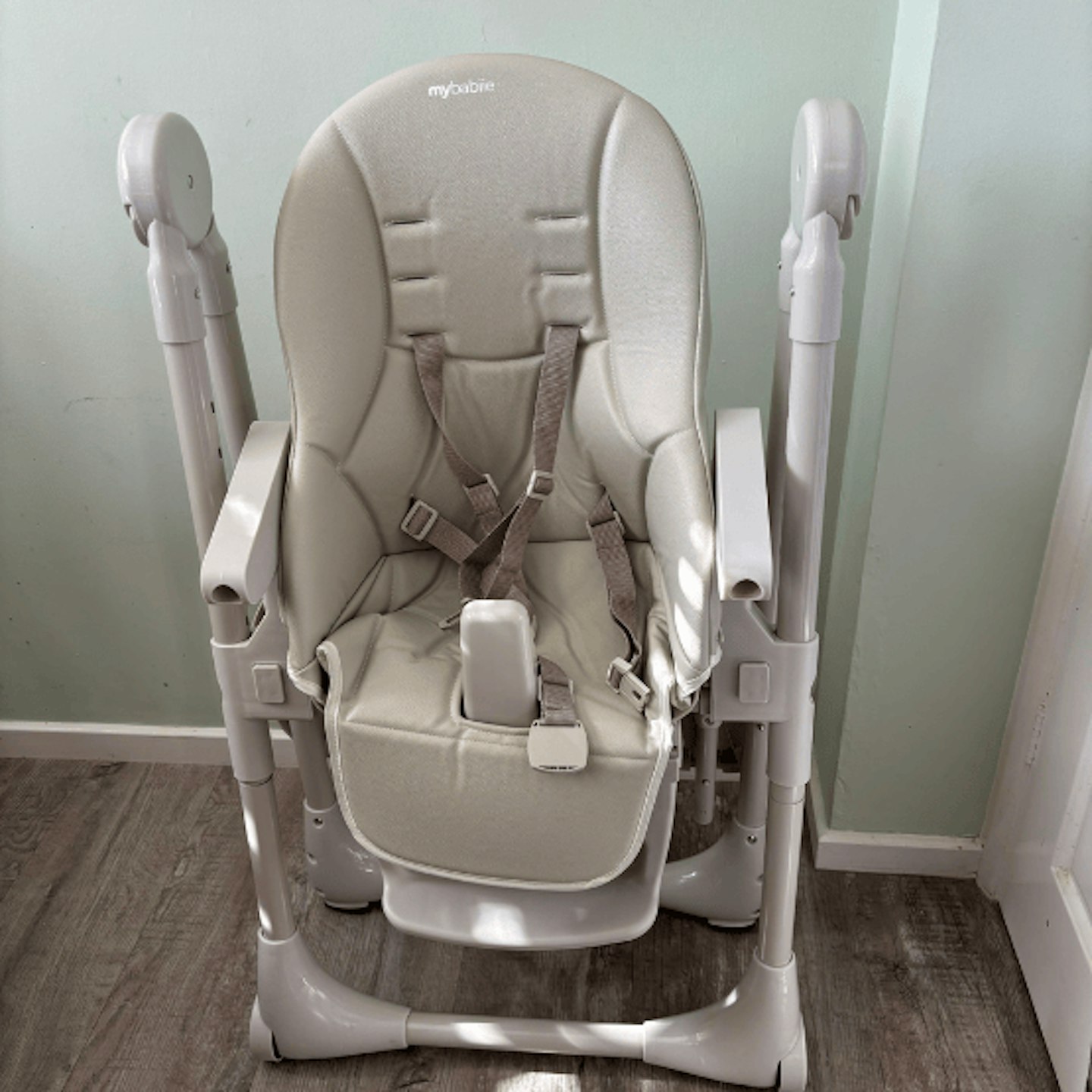 My Babiie MBHC9 Luxe Highchair