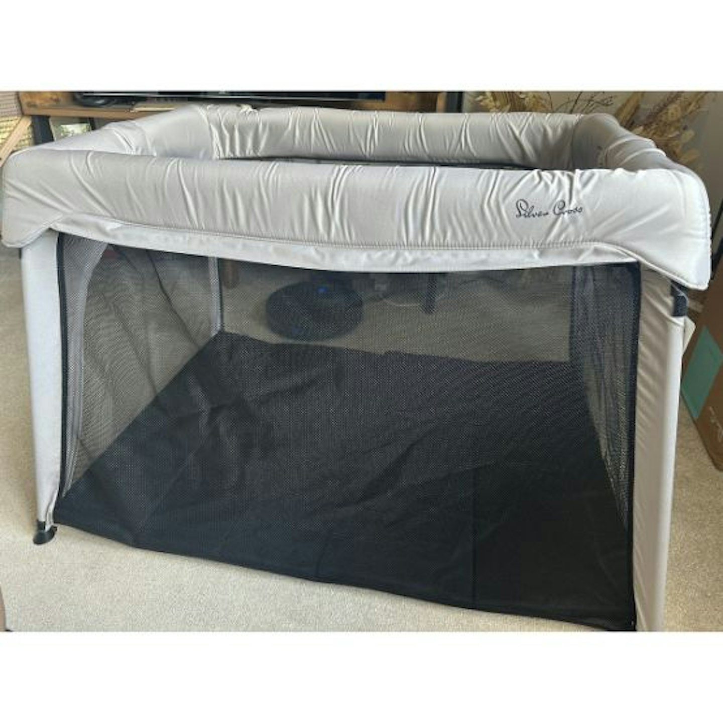 The Silver Cross Slumber 3-in-1 travel cot