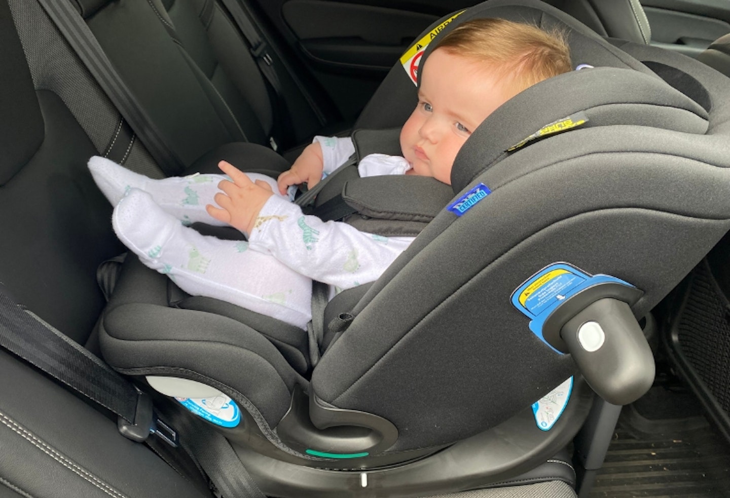 young baby in the Graco Turn2Me Grow i-Size R129