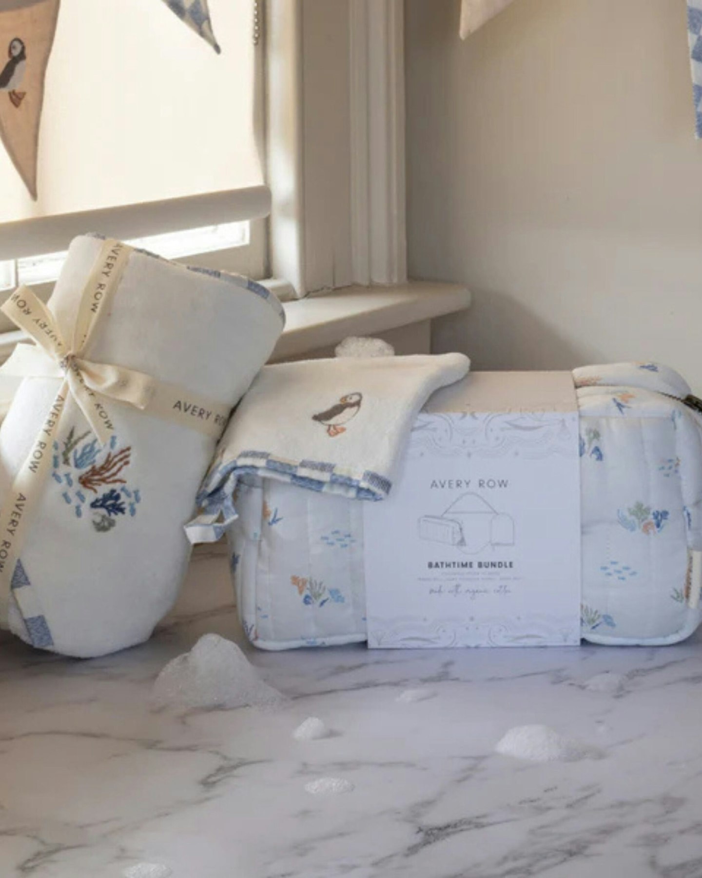 Avery Row Bathtime Bundle New Baby Gift Set – Coastline