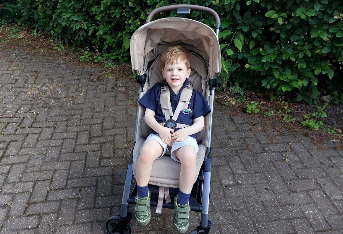 little boy in the Joolz Aer2
