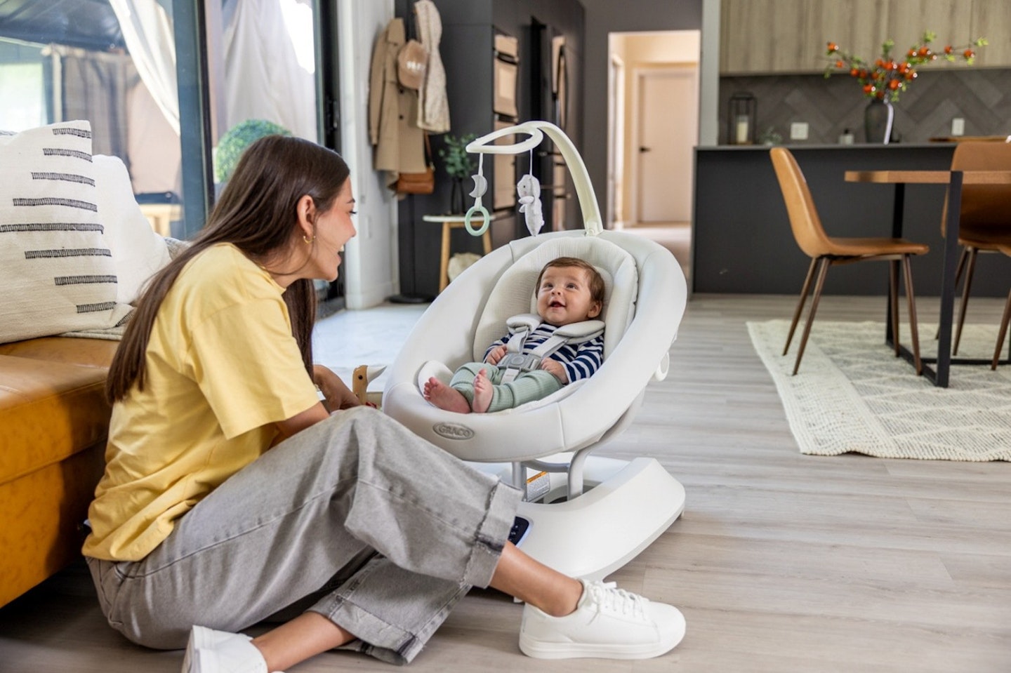 Graco Eluma Sway