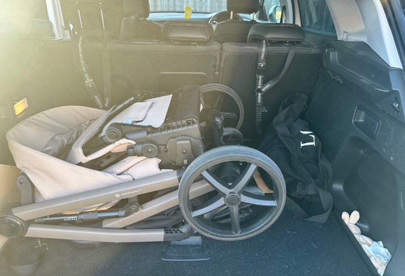 Avionaut Sirius folded in the boot