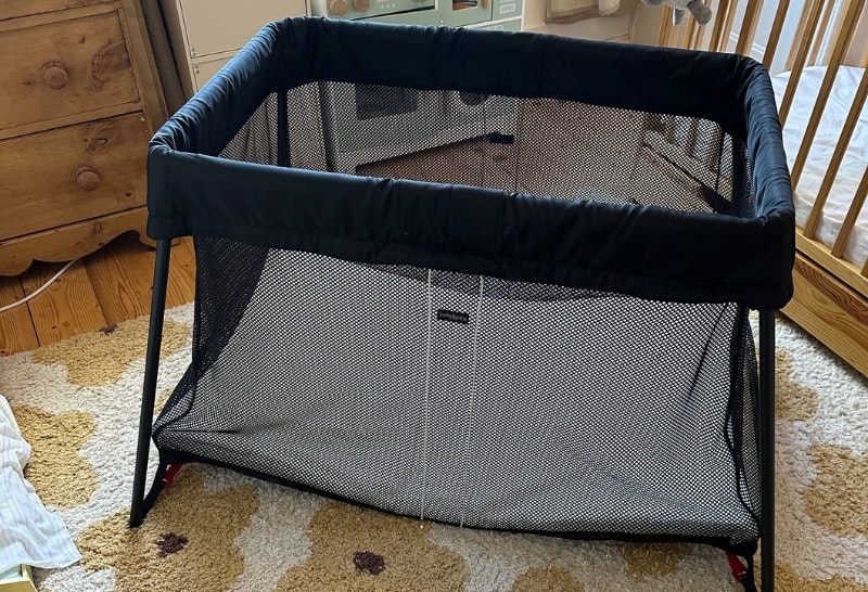 BabyBjorn Travel Cot Light