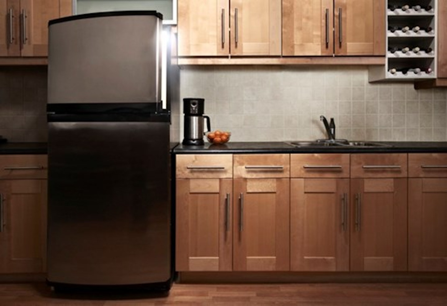 An image of a kitchen