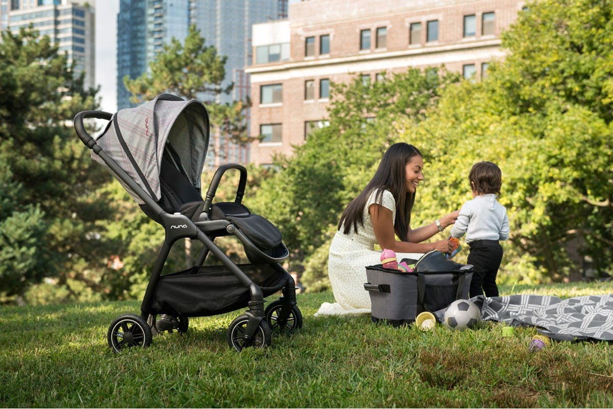 Nuna sales burgundy stroller