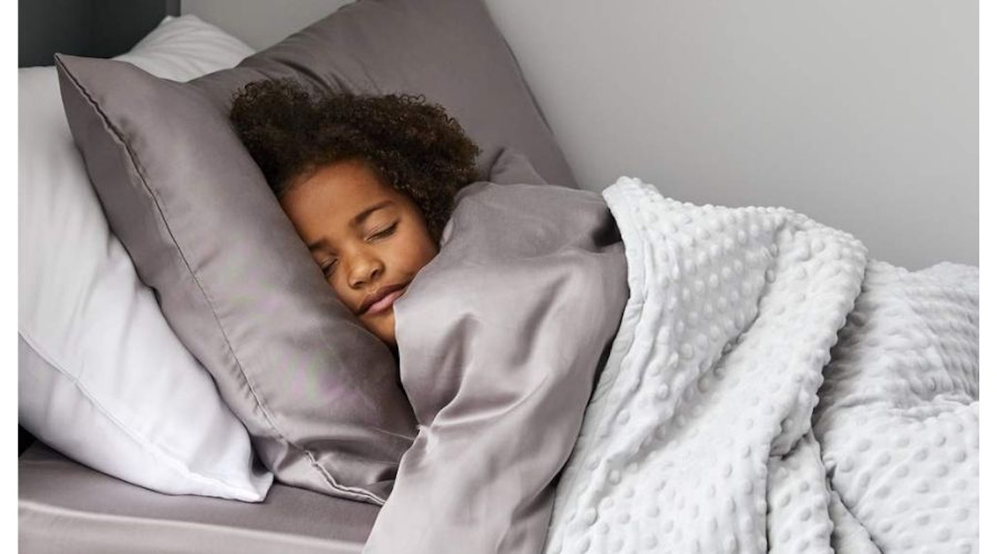 Best Weighted Blankets For Kids 2022 Reviews Mother & Baby
