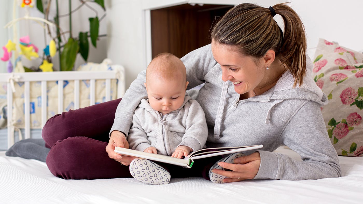 15 Best Bedtime Stories For Babies