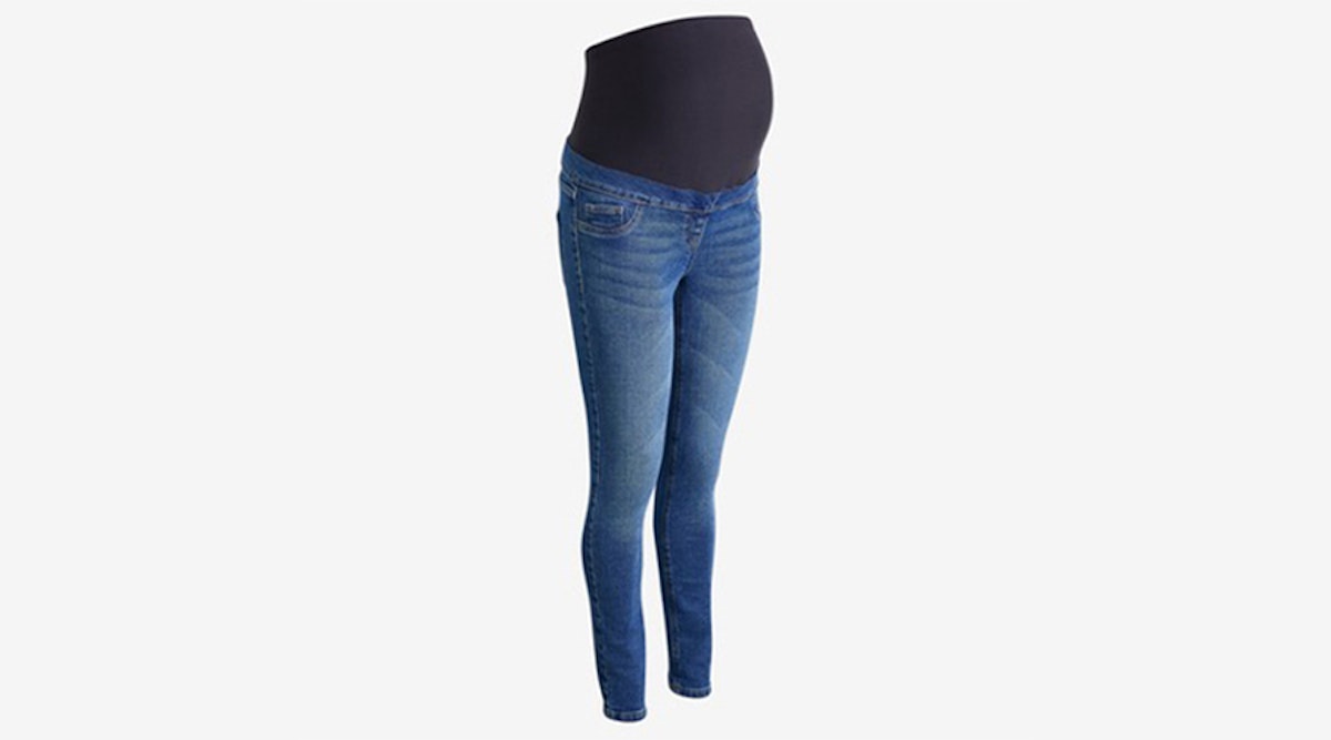 The best petite maternity jeans for mamastobe