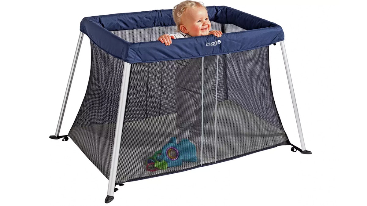 Cuggl Deluxe Superlight Travel Cot