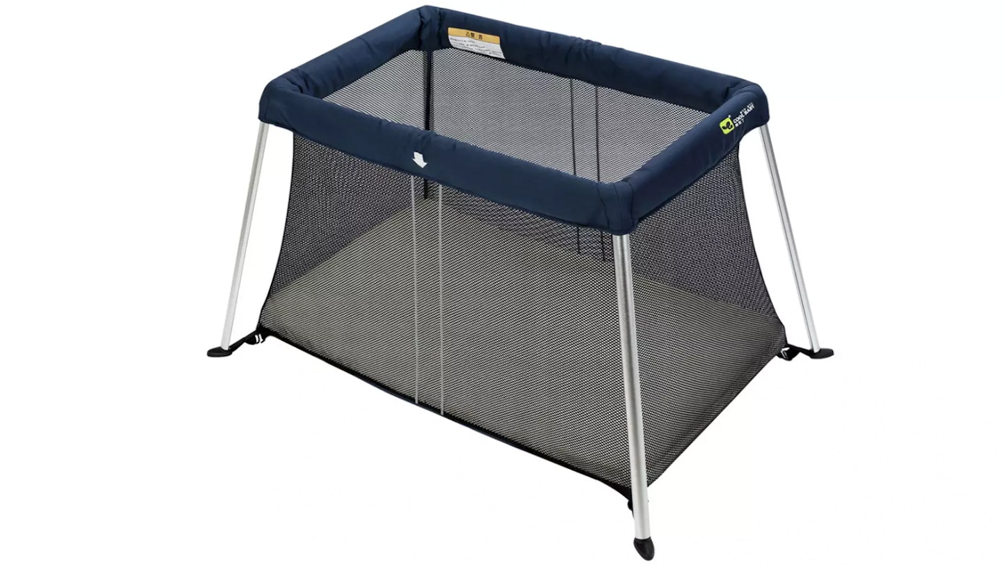 Cuggl Deluxe Superlight Travel Cot