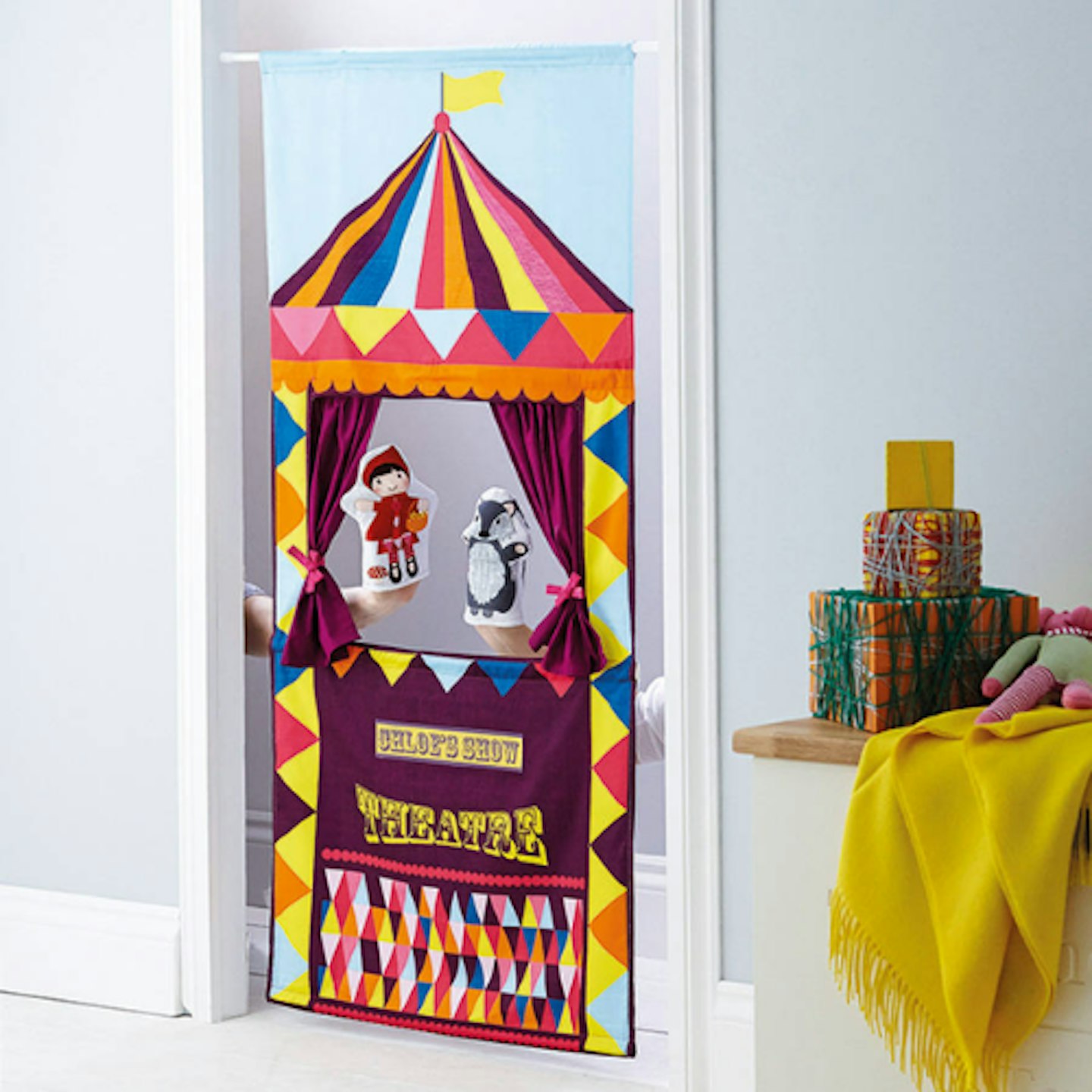 Personalised Imaginary Puppet Theatre